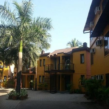 Silver Sands Beach Resort Daman Extérieur photo